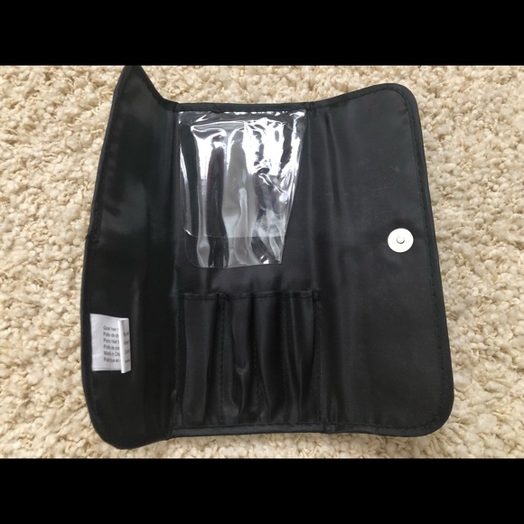 Victoria’s Secret Makeup Brush Pouch - Picture 3 of 4